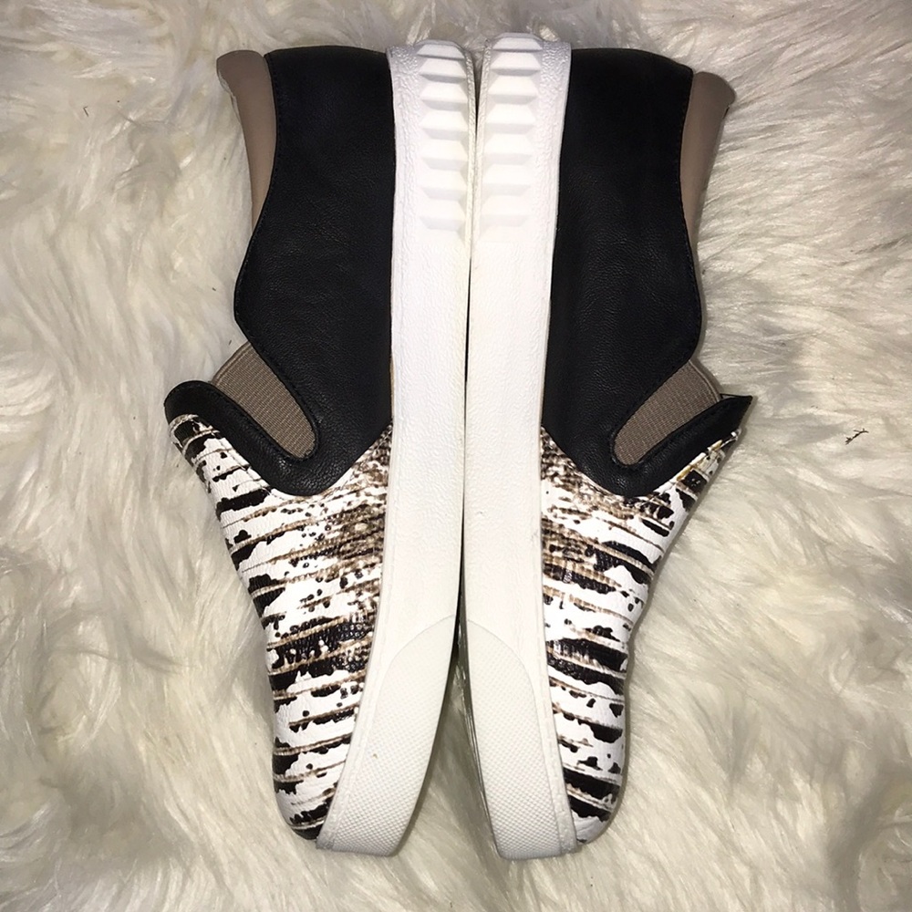 Circus by Sam Edelman slip on sneaker - Picture 3 of 4